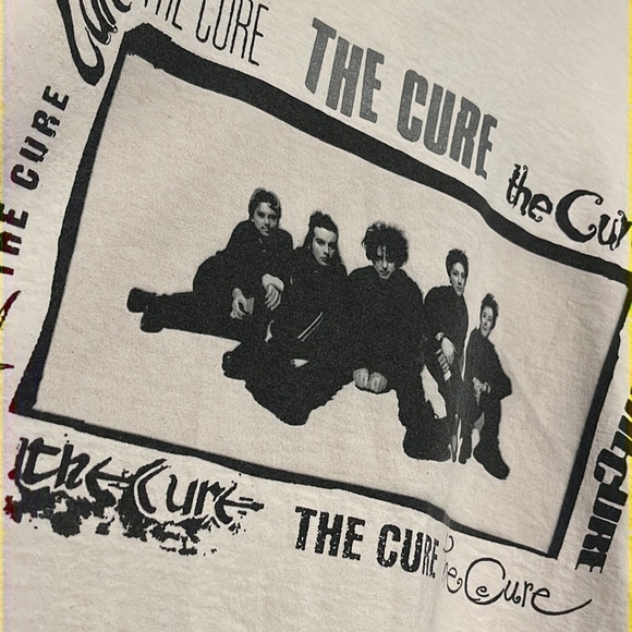 💥RARE Vintage 90’s The CURE White Ringer - Picture 2 of 16